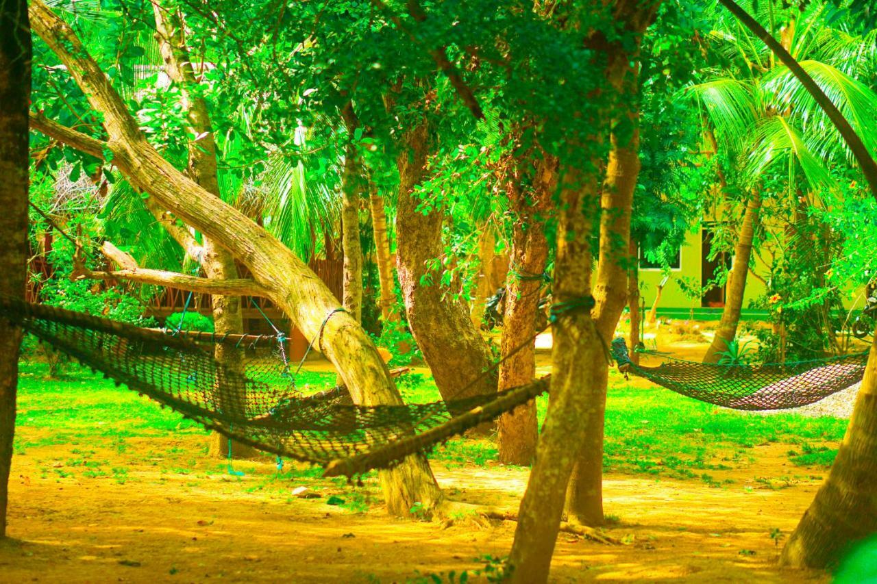 Green Garden Cabanas Тангалла Экстерьер фото